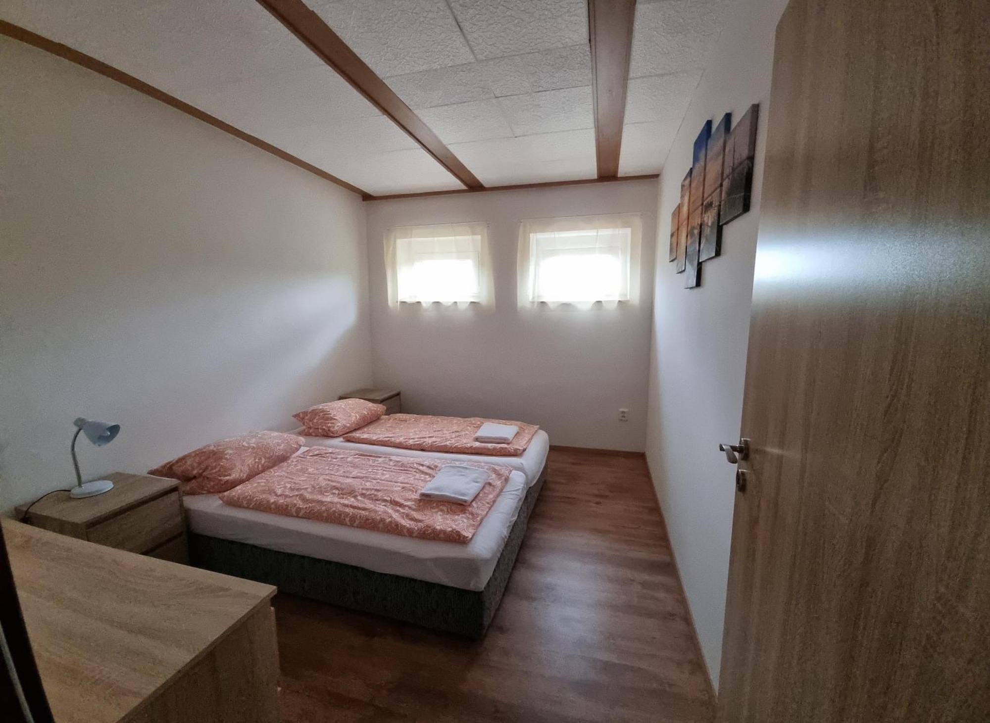 Apartmany Vinarstvi Klucov Lstibor Экстерьер фото
